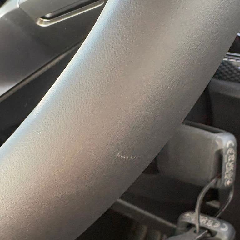 Sıfır VW Taigo Direksiyonunda Çizik Ücretsiz Değişim Talebi