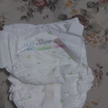 Kalite Kontrolü Eksikliği Nedeniyle Bağlama Yerleri Yapışmayan Bebek Bezleri