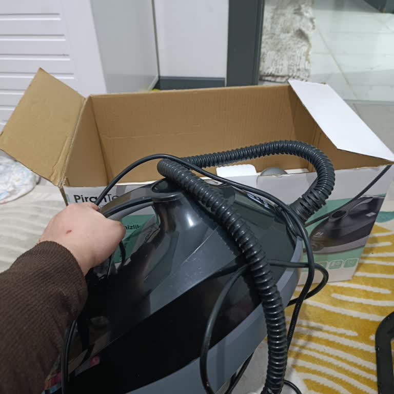 Buharlı Temizlik Makinesinde Buhar Çıkmaması Ve Garanti Değişim Talebi