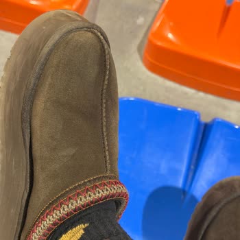 Ugg Botta Kısa Sürede Renk Solması Ve İade Talebi