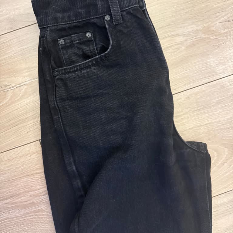 Mazot Kokulu Pantolon Kızımda Cilt Döküntüsü Oluşturdu Ve İade İstiyor