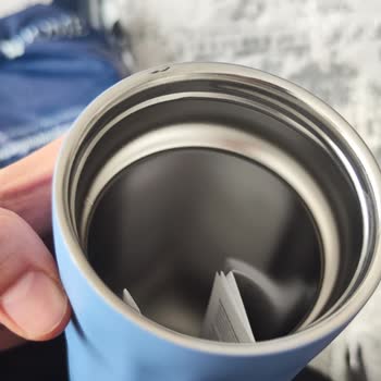 Kusurlu Travel Mug İçin Ücretsiz Değişim Ve Özür Talebi