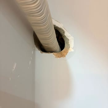 Arçelik Servisi Gereksiz Büyük Su Borusu Ve Temizliği Unuttu