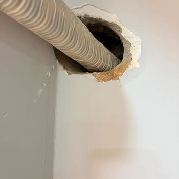 Arçelik Servisi Gereksiz Büyük Su Borusu Ve Temizliği Unuttu