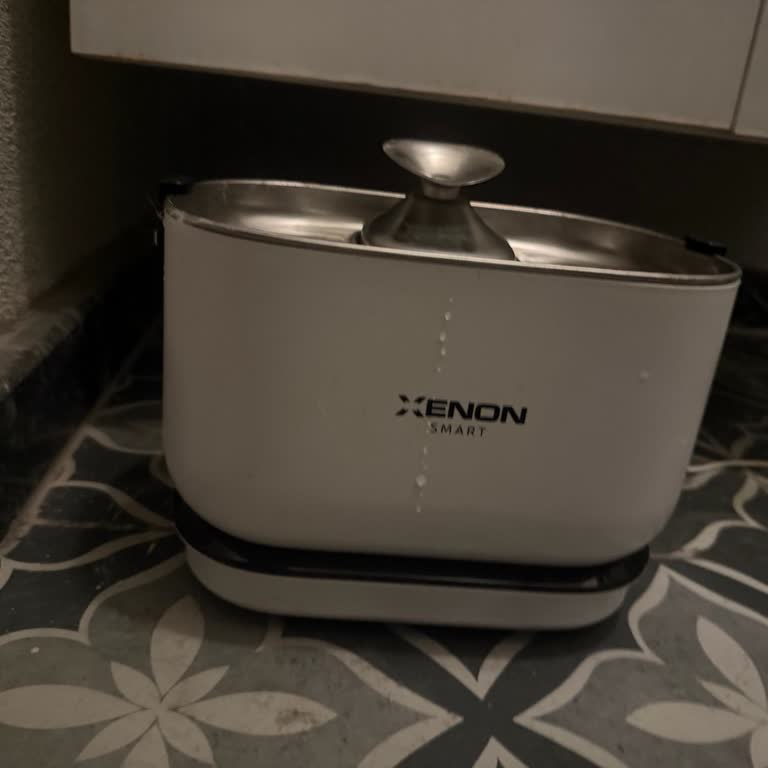 Ultra Sessiz Şarj Edilebilir Su Pınarı Kaçak Veriyor, Çalışmıyor Ve Servisten Yanıt Gelmedi