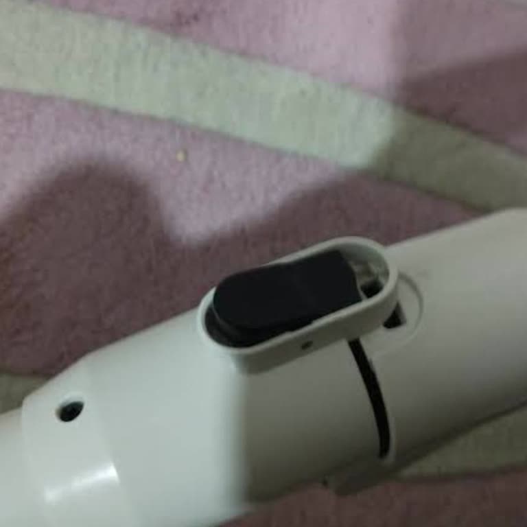 Sinbo Dik Süpürgede Mandal Kırılması Ve Ücretsiz Yedek Parça İsteği