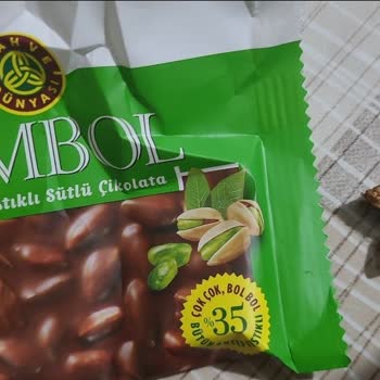 Kahve Dünyası Antep Fıstıklı Çikolatada Sert Ve Tehlikeli Parça