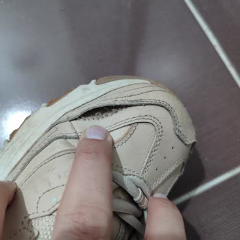 Skechers D'Lites Ayakkabımda Dikiş Atması, Değişim Ve İade Talebi