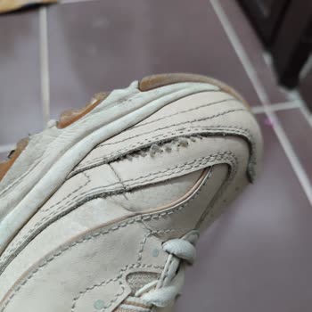 Skechers D'Lites Ayakkabımda Dikiş Atması, Değişim Ve İade Talebi