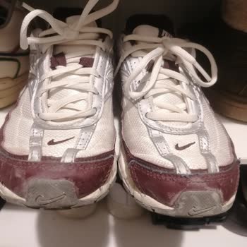 Ayakkabıda Aşırı Koku Sorunu Ve Mağazadan Çözüm Reddi