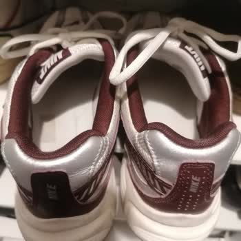 Ayakkabıda Aşırı Koku Sorunu Ve Mağazadan Çözüm Reddi