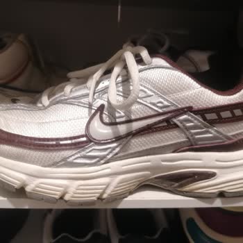 Ayakkabıda Aşırı Koku Sorunu Ve Mağazadan Çözüm Reddi