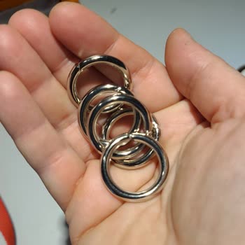 Muğla Aktarma Merkezinde Duran 600 Metal Halka İçeren Kargo İçin Acil İnceleme Ve Teslim Talebi