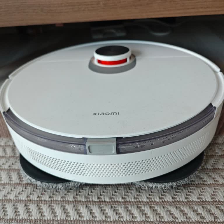 I Face Xiaomi S20 Plus Robot Vacuum Water Tank Cracking Repeatedly