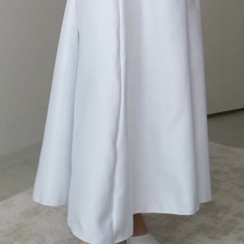 Ayşe Yamaçlı Defolu Düğün Elbisesi İçin Fiyat Artışı ve İade Talebi