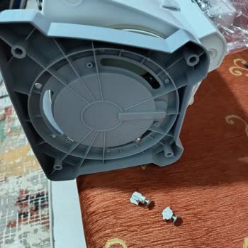 Kiwi Kfan 7495 Model Cihazda Kırık Su Haznesi Ve Yanıtsız Yedek Parça Talebi