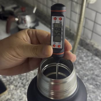 Stanley Termosu Etiketteki 45 Saat Sıcaklık Vaadini Tutmuyor