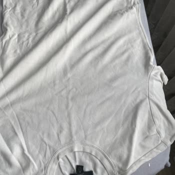 Mavi Premium T-Shirt İlk Yıkamada İki Beden Çekti