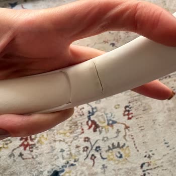 JBL T560BT Kulaklığımın Alt Plastik Parçası Tekrar Çatladı Ve Yedek Parça Bulamıyorum