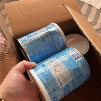 Aptamil Bebek Sütü Kutularının Ezik Ve Büzülmüş Gelmesi