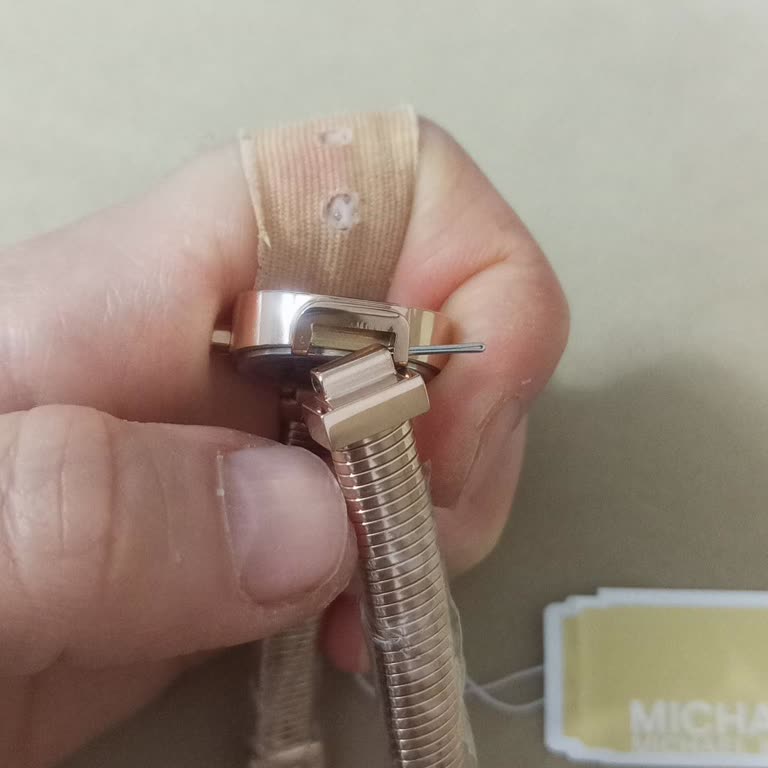 Kusurlu Gelen Kol Saati İçin Ücret İadesi Talebi