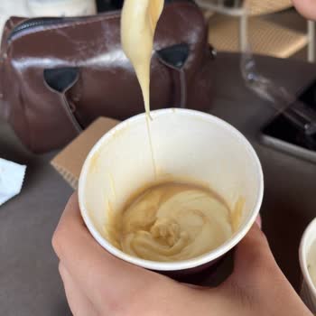 Kahve Dünyası Şubesinde Kaba Personel Ve Ürün Hazırlık Hataları