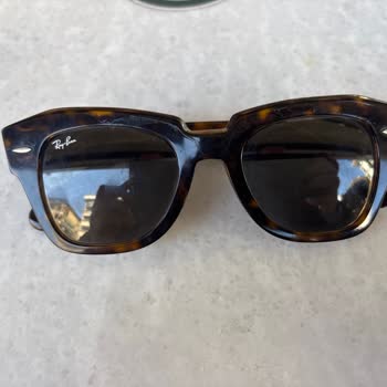 Rayban Çerçeve Kaplaması Soyulması Ve Garanti Reddi