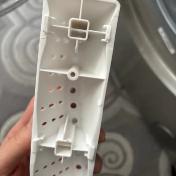 Vestel Servisi Yeni Parça Söylüyor, Eski Parçayı Takarak 1700 TL Aldatıyor