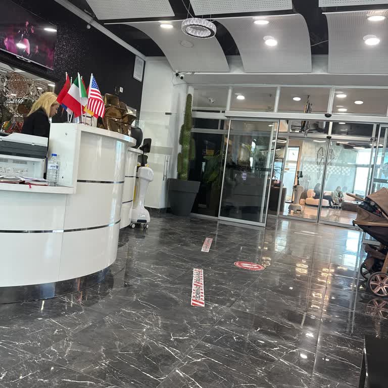 London Doctors Clinic 1.5 Saat Bekletildik