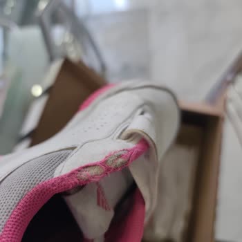 Adidas Çocuk Ayakkabısının Astarı Kısa Sürede Yırtıldı, İade Talebim Reddedildi