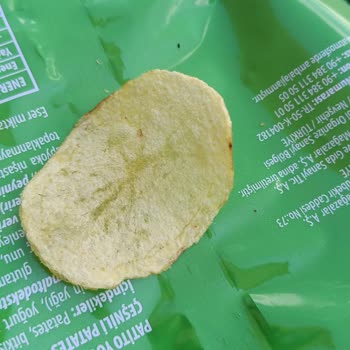 BİM Patito Yoğurt Ve Mevsim Yeşillikli Cips Aldım Ne Tadı Var Ne Tuzu