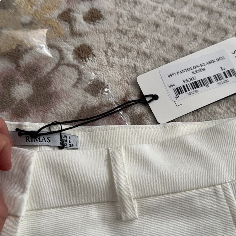 Yanlış Beden Ve Eksik Pantolon İçin İade Talebi
