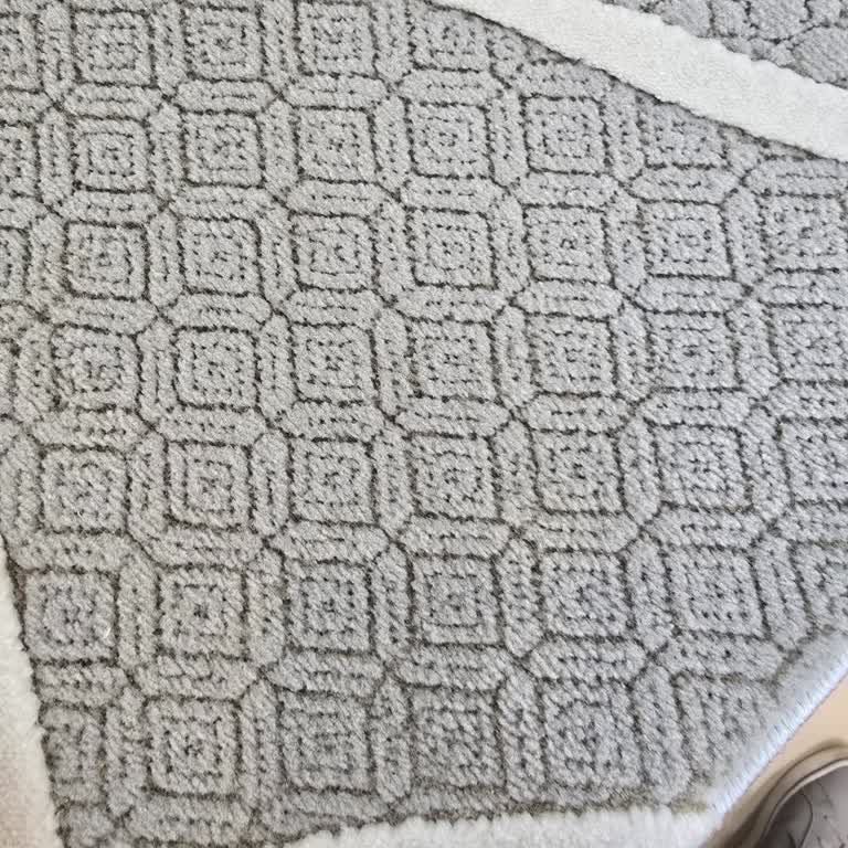 Gösteri Halısıyla Gelen Halı Aynı Değil, 19.000 TL İadesi Talep Ediyorum