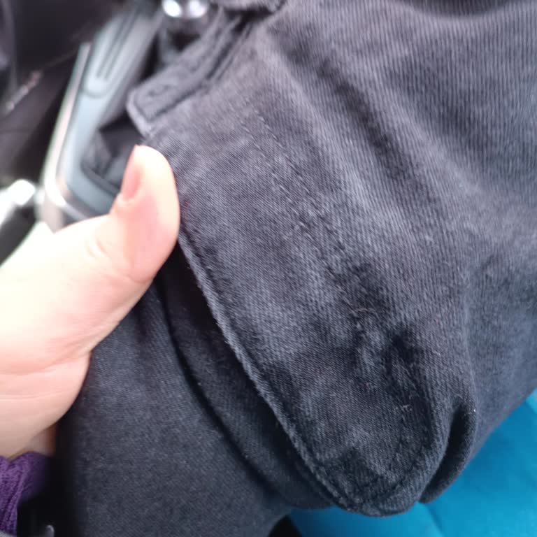 Mavi Pantolon Tek Yıkamada Renk Atması Ve İade Reddi