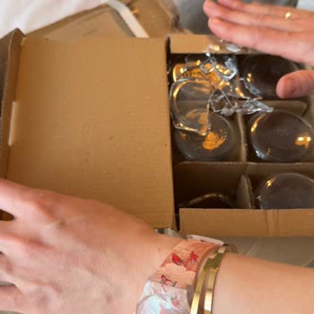 Schafer Kırık Ve Hatalı Ürünler İçin 30 Bin Lira Harcayan Müşterinin Mağduriyeti Ve Çözüm Beklentisi