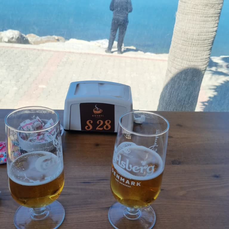 Güzel Kafe’de Kaba Üslup Ve Dışarıdan Yiyecek Getirilmesine Kesin Yasak