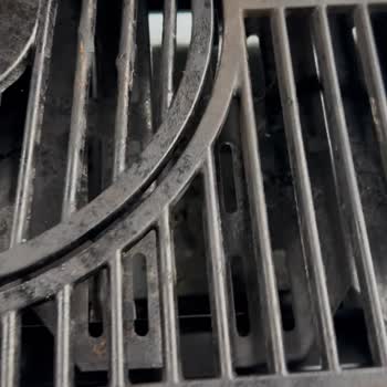 Landmann Barbeküde Boya Dökülmesi Ve Sağlık Riski: Değişim Talebi