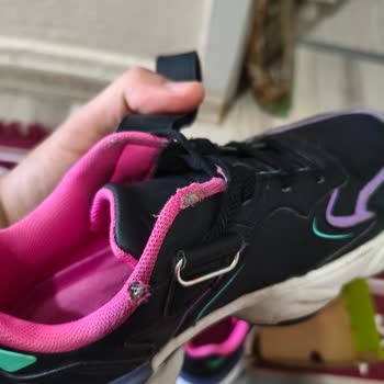 Kısa Sürede Yırtılan Lumberjack Ayakkabısı İçin Değişim Talebi