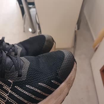 FLO Elazığ Mağazasından Aldığım Spor Ayakkabının Üretim Hatası Ve Değişim Talebi