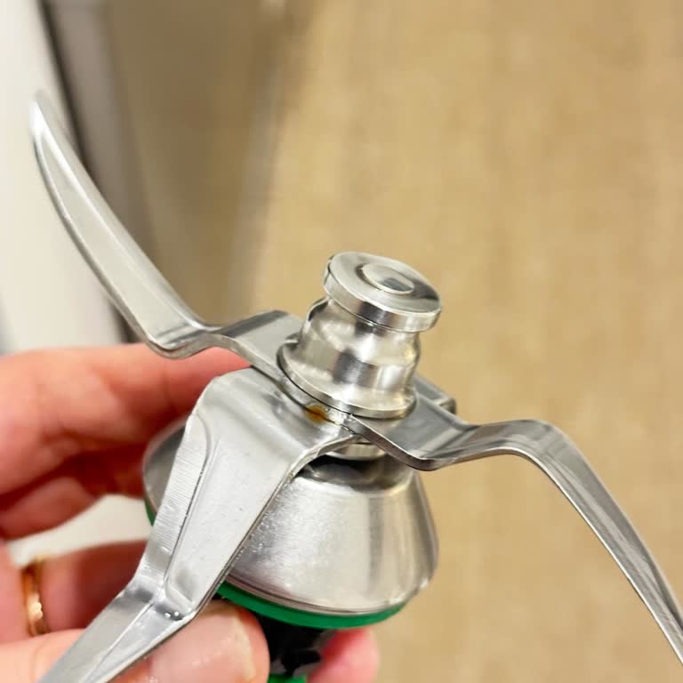 Yeni Thermomix 7 Bıçağında Paslanma Ve Cevapsız Kalınan Şikayet