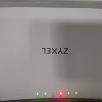 Evimde Tek Dairede Sürekli İnternet Kesintisi Ve Ücret İadesi Talebi