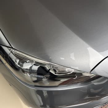 Mercedes C200 Far Camı Çatlakları Garanti Kapsamında Hızlı Onarım Talebi