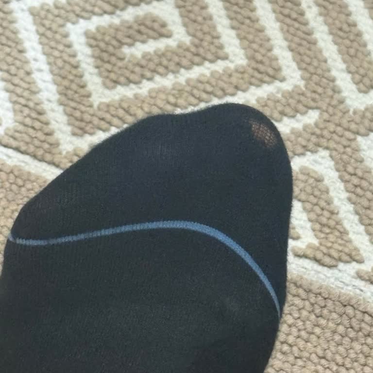 Nautica Çoraplarının Ön Kısmındaki Pul Dökülme Ve İlgisiz Müşteri Hizmetleri