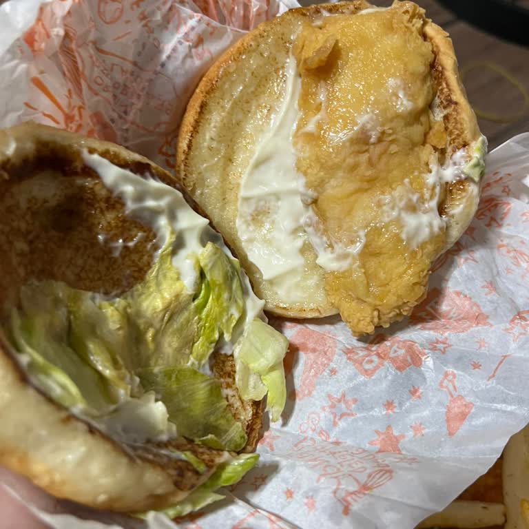 Yanlış Boyut, Az Sos Ve Kırık İçecek Poşeti Şikayeti