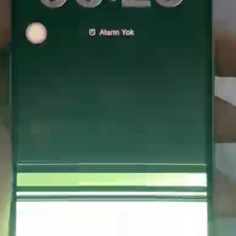 Apple İphone 15'te Soğukta Ekran Çizgileri Sorunu Garanti Kapsamında Çözülmedi