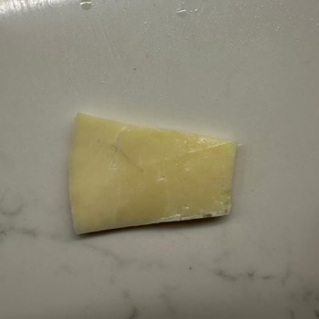 Peynirde Saç Görülmesi Hijyen İhlali Ve İade Talebi