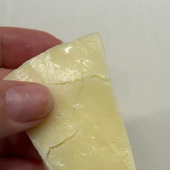 Peynirde Saç Görülmesi Hijyen İhlali Ve İade Talebi