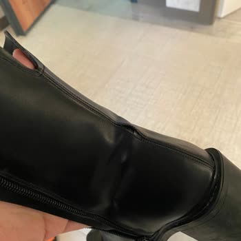 Marjin Ayakkabısının Arka Kısmının Açılması Ve Değişim İsteği