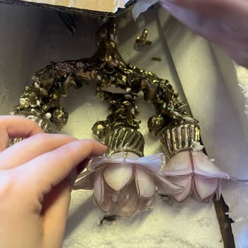 Aras Kargo Kırılabilir Antika Şamdanı Hasarlı Teslim Etti, Sorumluluk Reddi