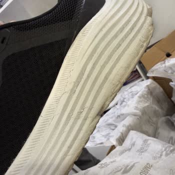 Ayıplı Skechers Max Cushion Ayakkabısında 2 Hafta İçinde Yan Soyulma Ve İade Talebi